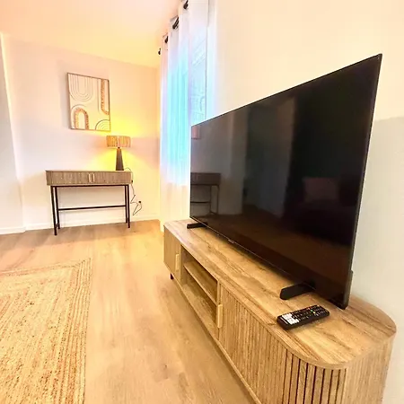 Chaleureux לאבאל